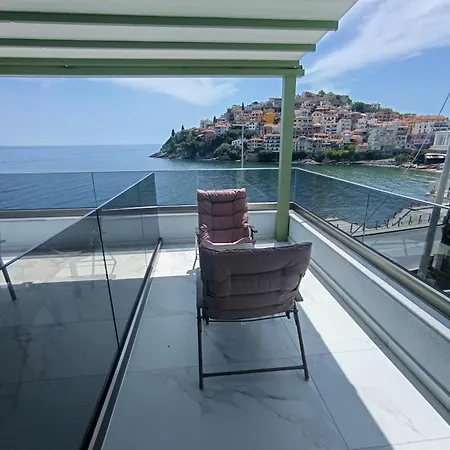 Apartment Karnayo